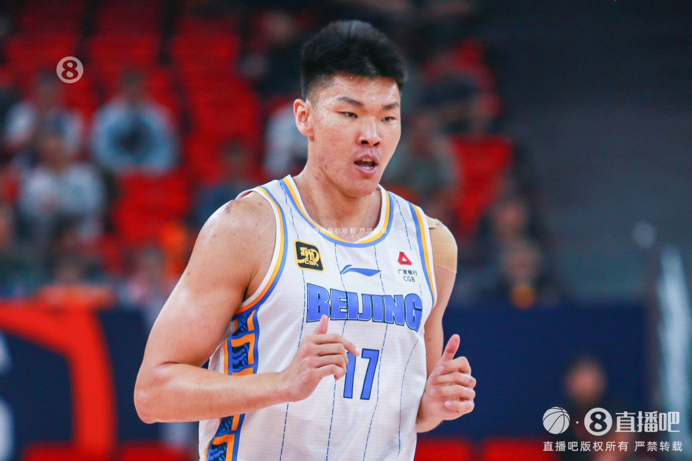 進攻端把握機會不錯！范子銘10投7中貢獻16分3助攻