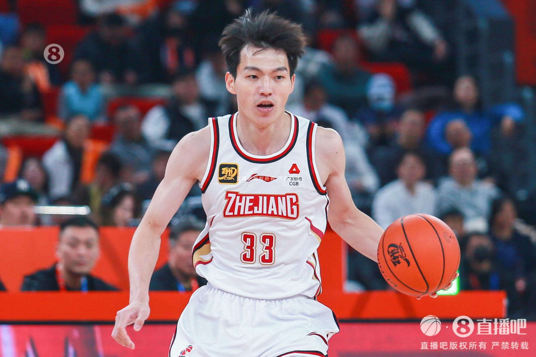 發(fā)揮穩(wěn)定！吳前12中6&三分8中4貢獻(xiàn)17分3板2助1斷